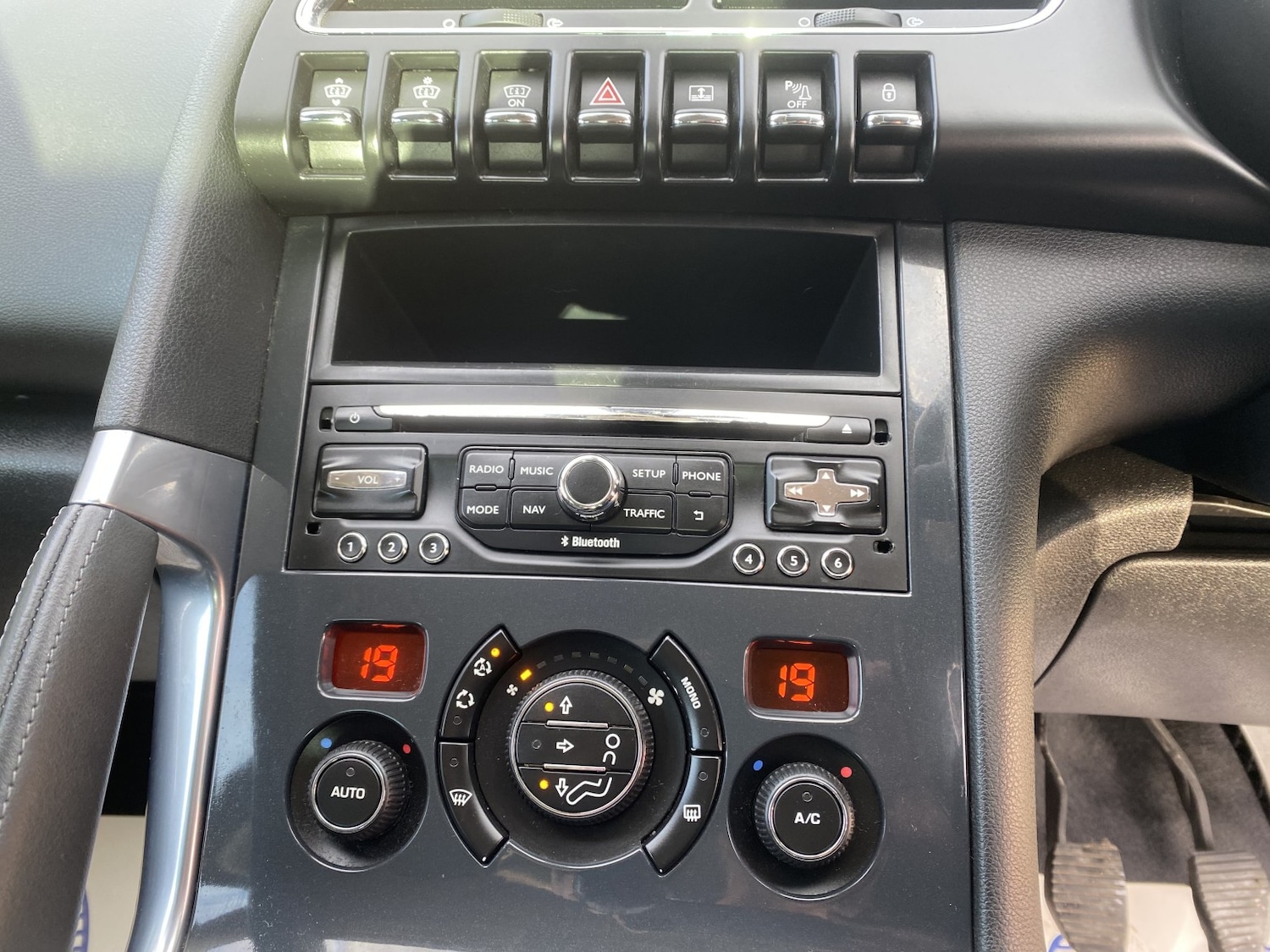 Used Peugeot 3008 2016 for sale - 77045367: Photo 9