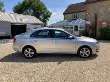 Used Skoda Rapid 2014 for sale - 74928405: Photo