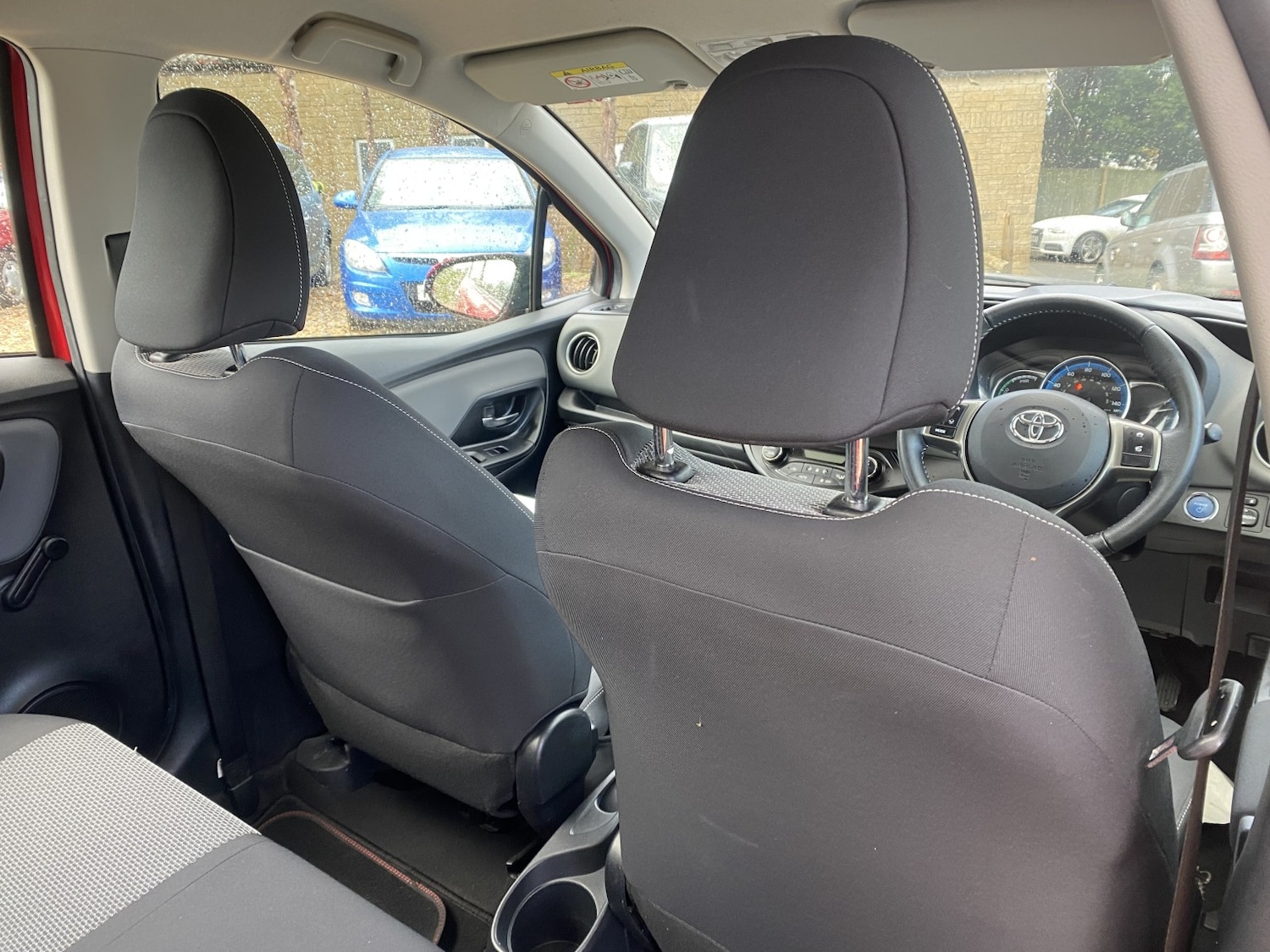 Used Toyota Yaris 2014 for sale - 76439964: Photo 19