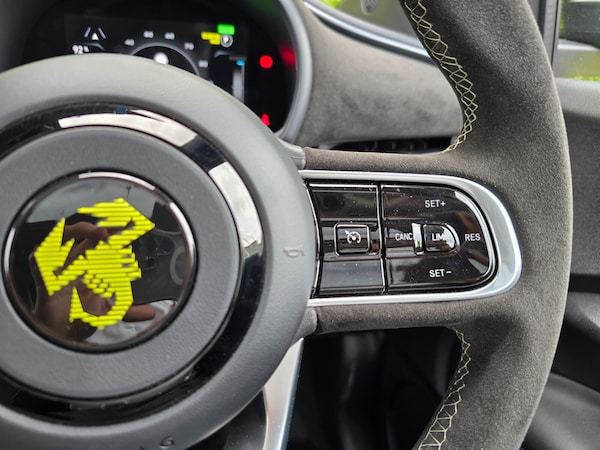 Used Abarth 500 2024 for sale - 75354725: Photo 22