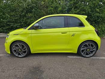 Used Abarth 500 2024 for sale - 75354725: Photo