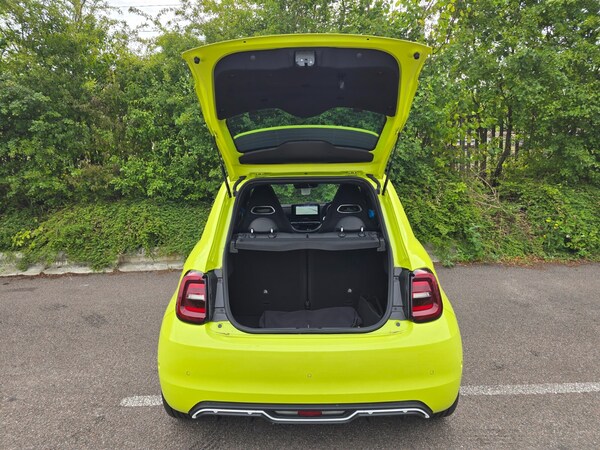 Used Abarth 500 2024 for sale - 75354725: Photo 7
