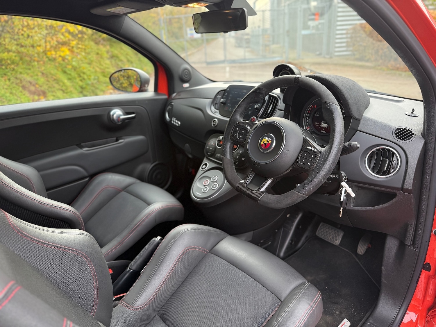 Used Abarth 695 2024 for sale - 76338928: Photo 14