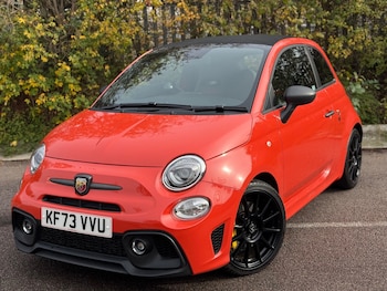 Used Abarth 695 2024 for sale - 76338928: Photo