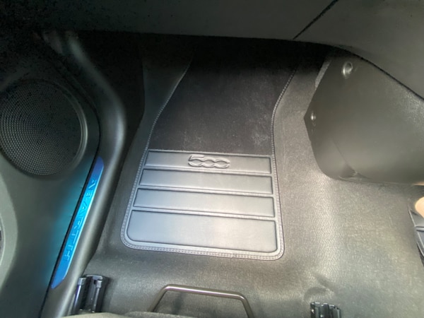 Used Abarth 500 2024 for sale - 75354594: Photo 17