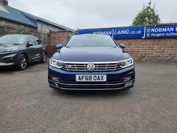 Used Volkswagen Passat 2018 for sale - 75626989: Photo