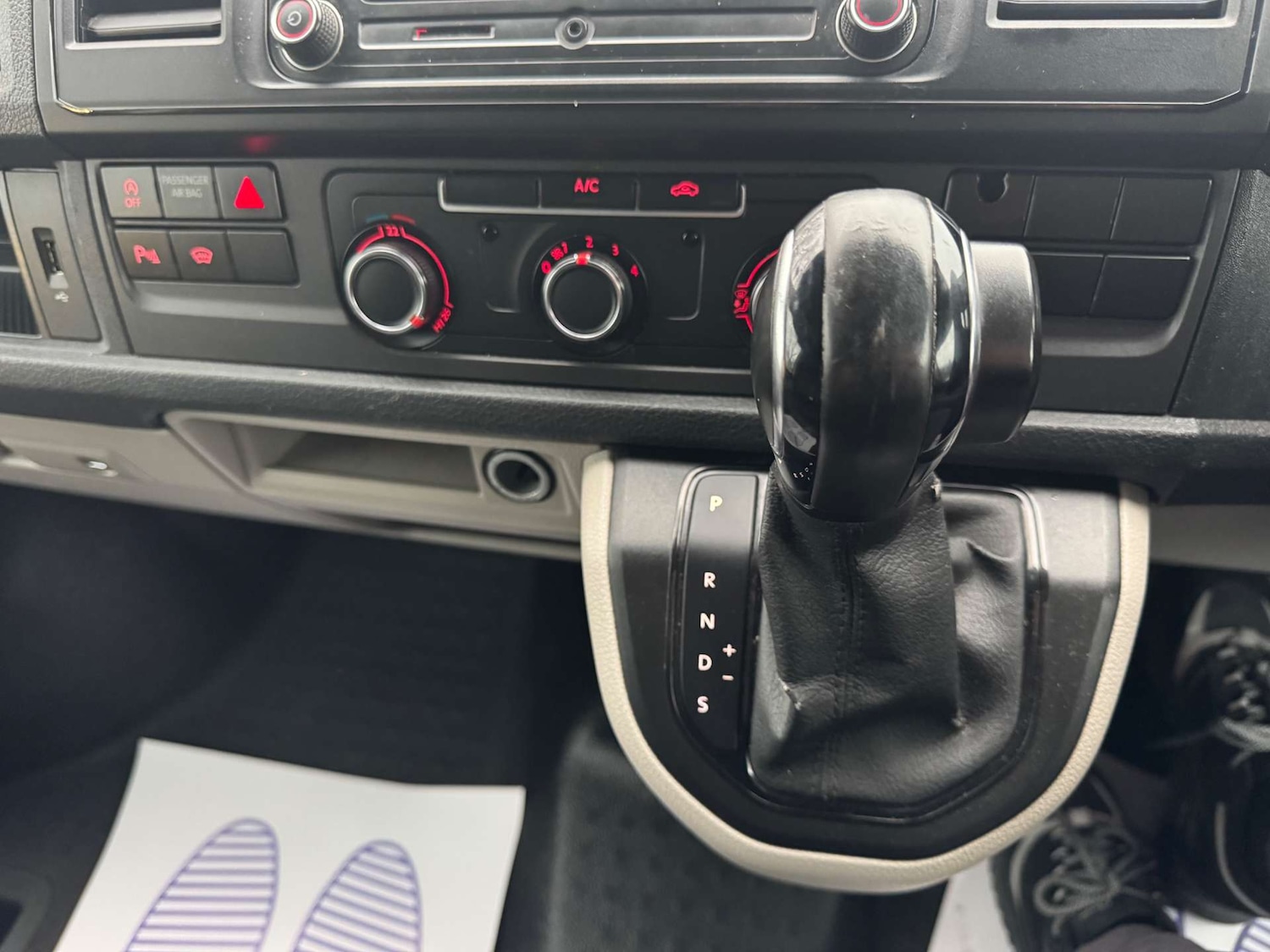 Used Volkswagen Transporter 2018 for sale - 76936759: Photo 14