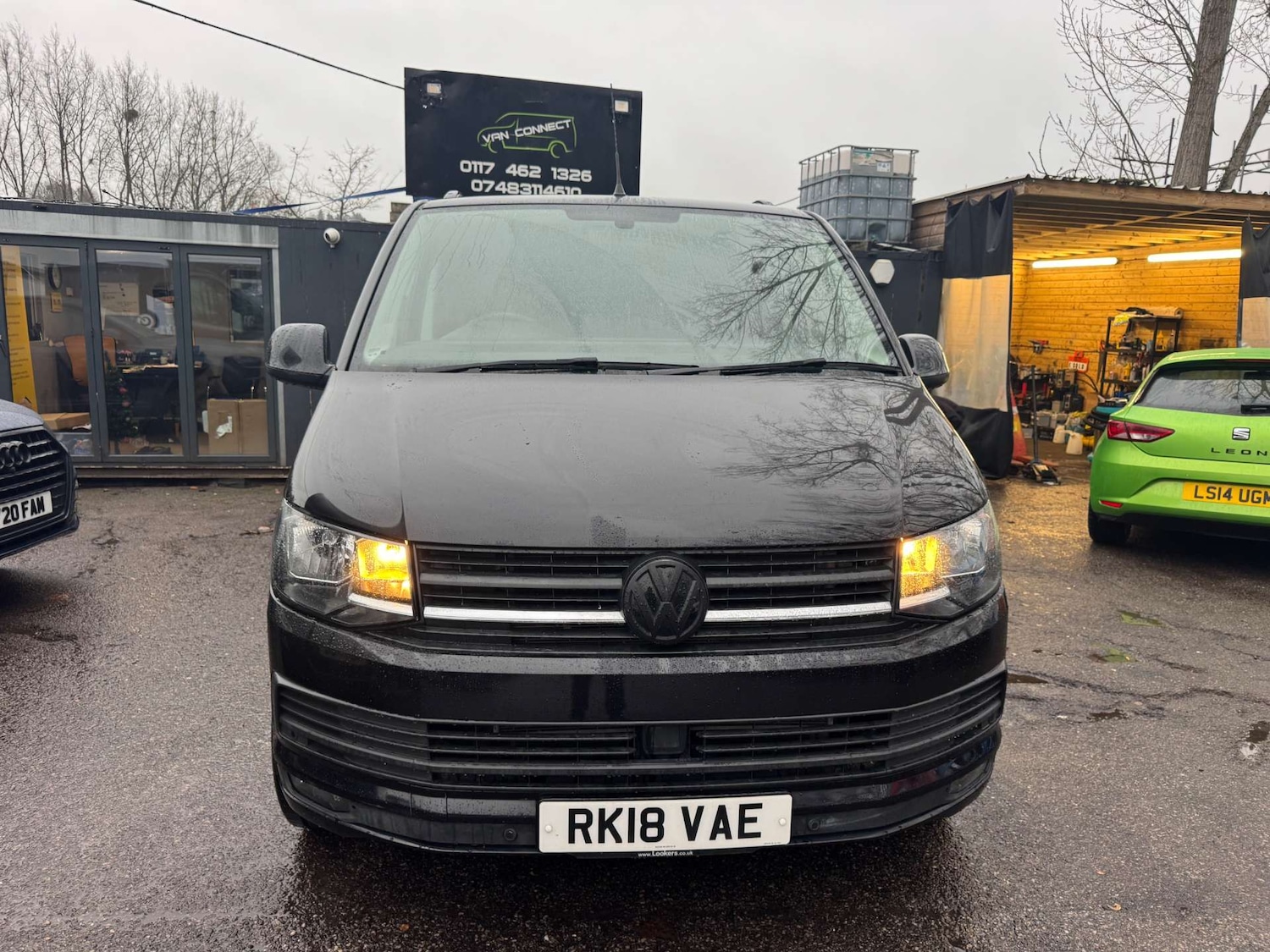 Used Volkswagen Transporter 2018 for sale - 76936759: Photo 2