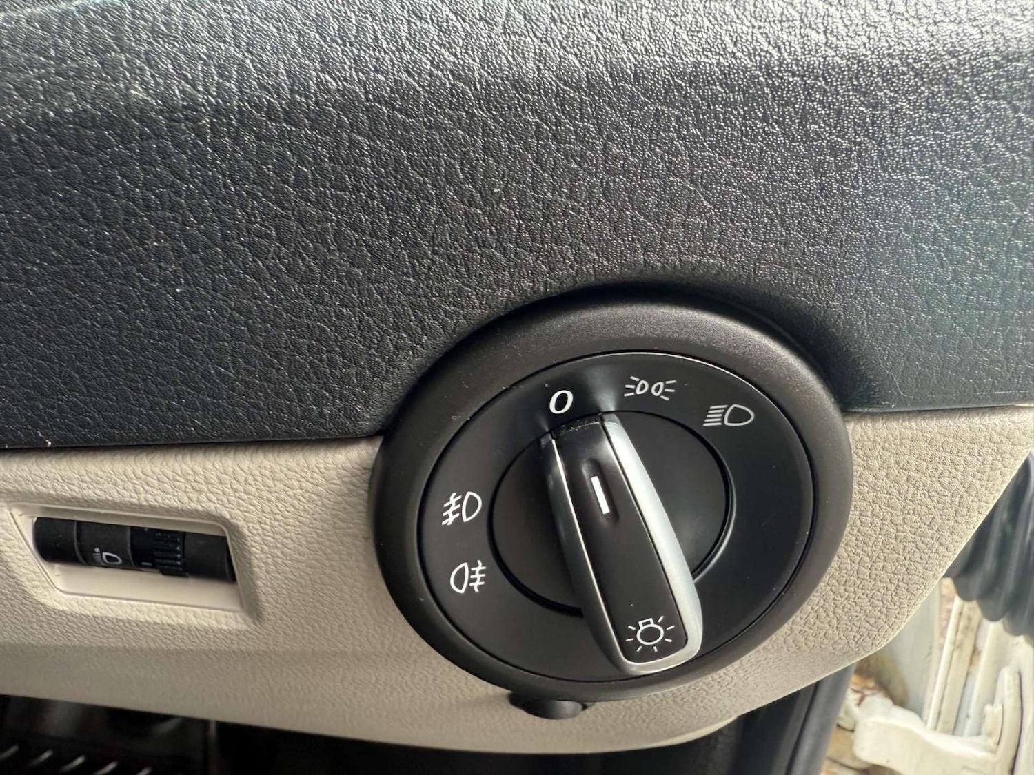 Used Volkswagen Transporter 2016 for sale - 76277535: Photo 25