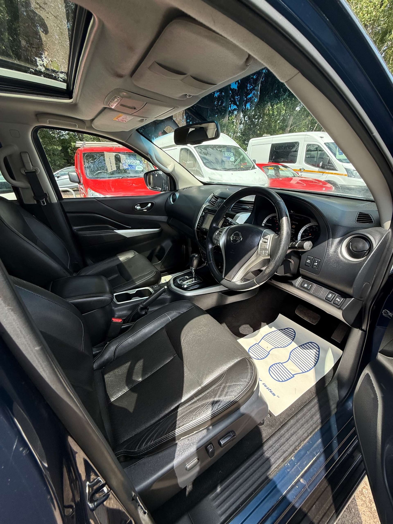 Used Nissan Navara 2017 for sale - 76601148: Photo 10