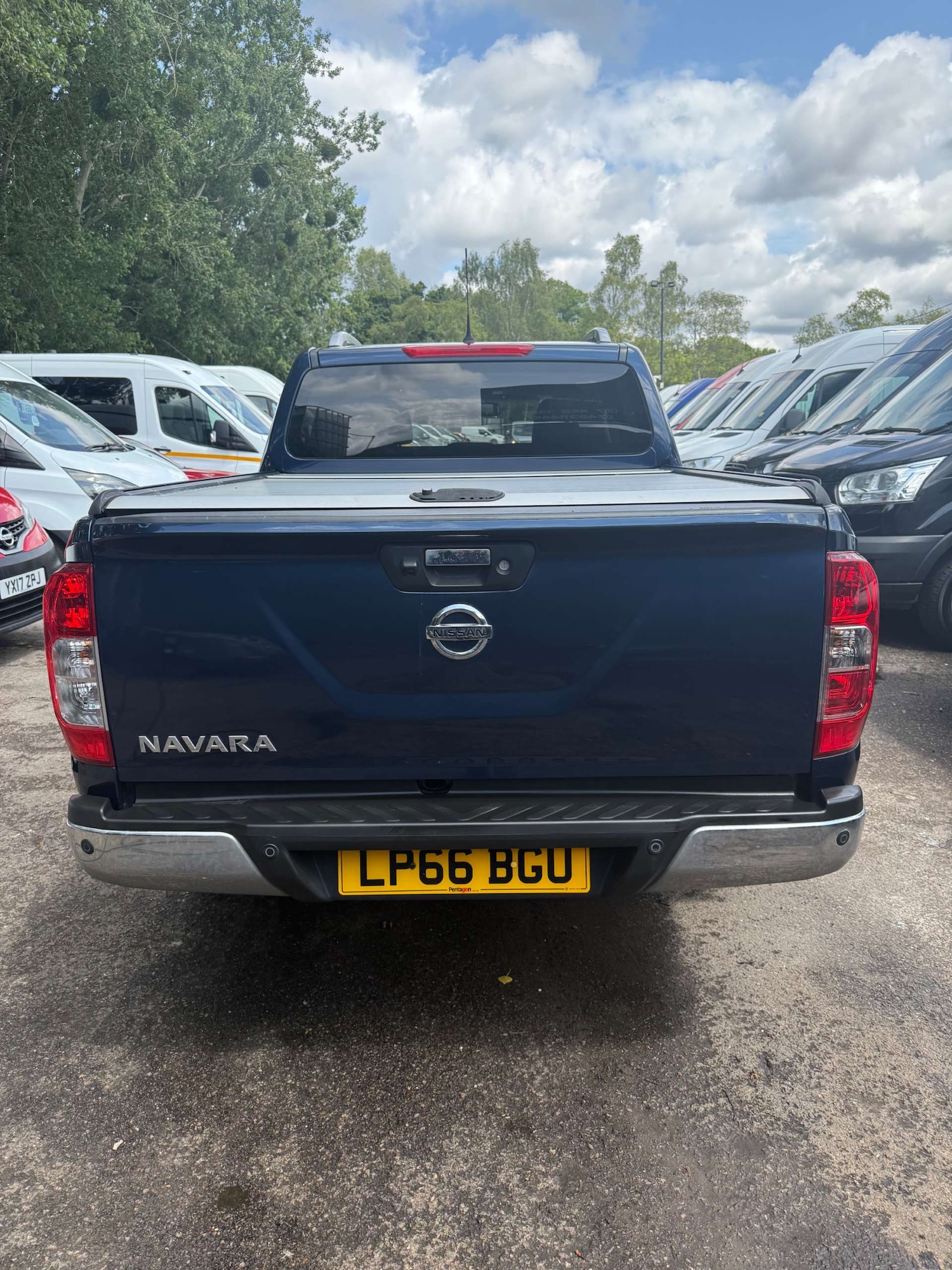 Used Nissan Navara 2017 for sale - 76601148: Photo 6