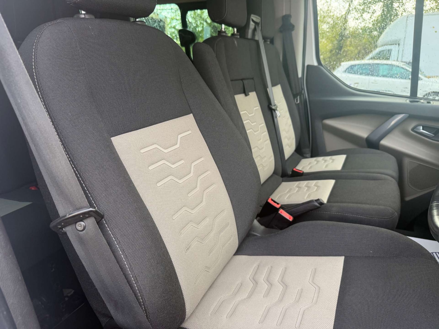 Used Ford Transit Custom 2015 for sale - 76520331: Photo 9