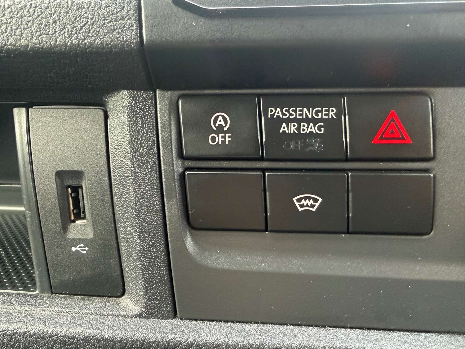 Used Volkswagen Transporter 2018 for sale - 77673732: Photo 13