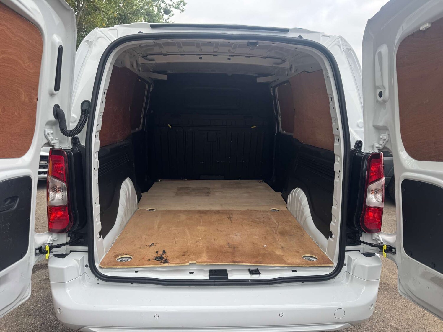 Used Vauxhall Combo 2023 for sale - 76601052: Photo 7