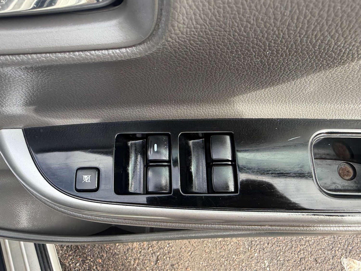 Used Mitsubishi L200 2017 for sale - 77782081: Photo 11