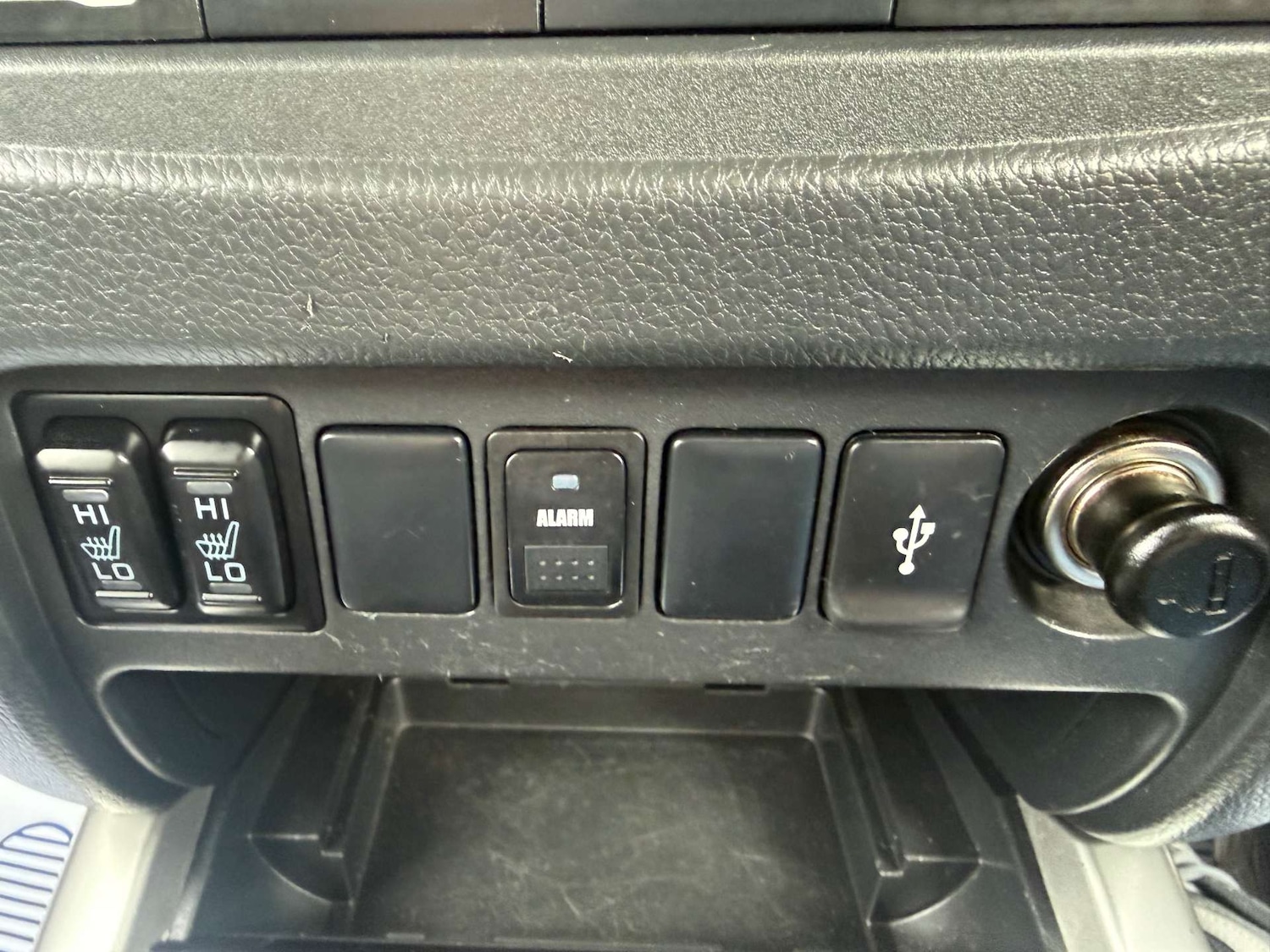 Used Mitsubishi L200 2017 for sale - 77782081: Photo 16