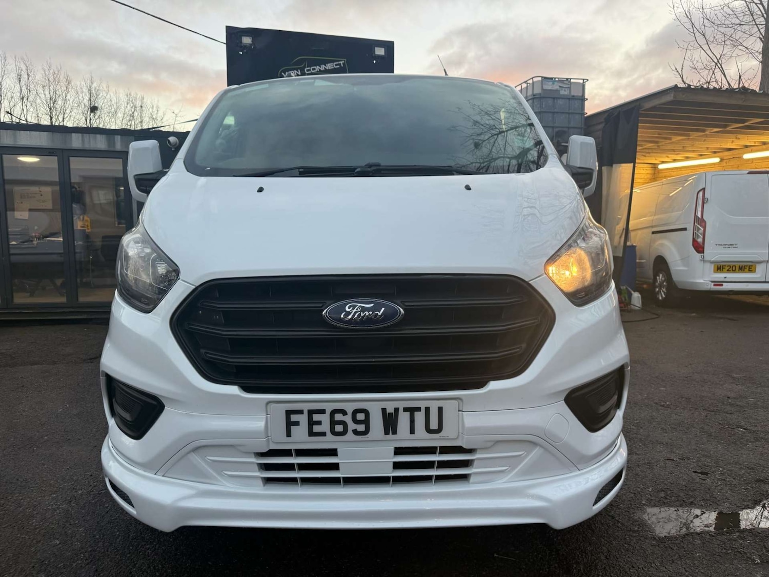 Used Ford Transit Custom 2019 for sale - 77319938: Photo 2