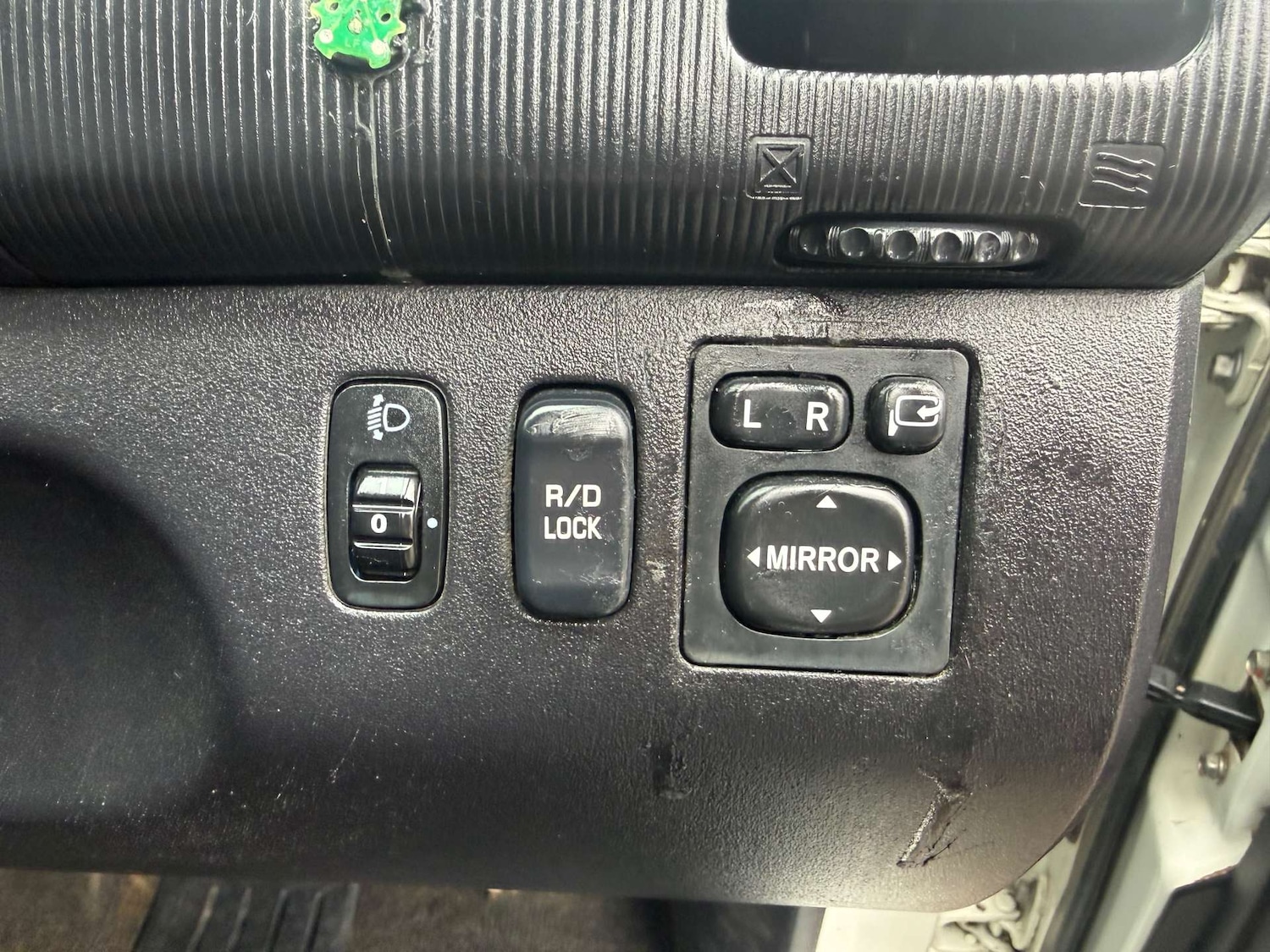 Used Mitsubishi L200 2014 for sale - 77782063: Photo 12