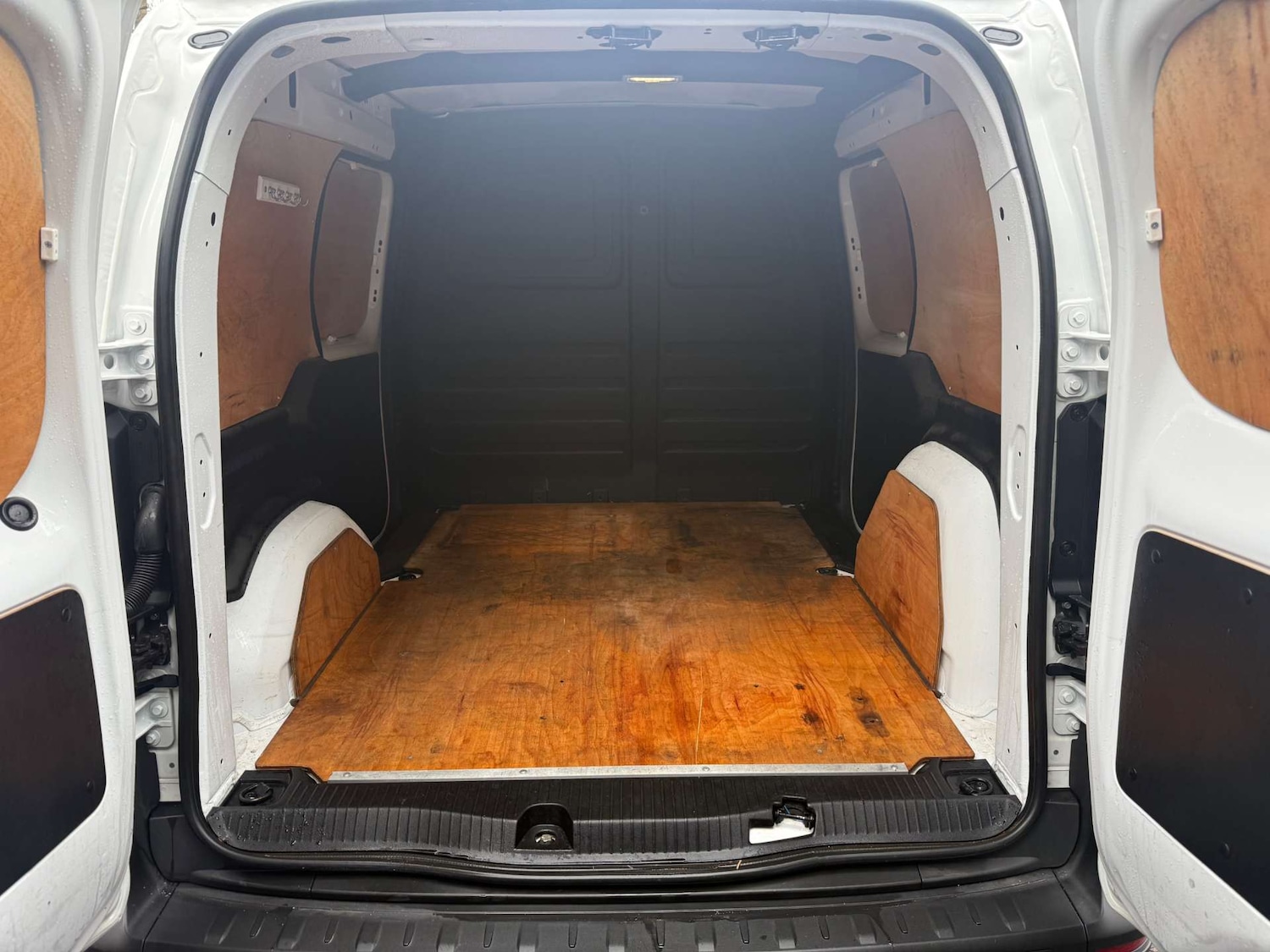 Used Renault Kangoo 2023 for sale - 76856208: Photo 17