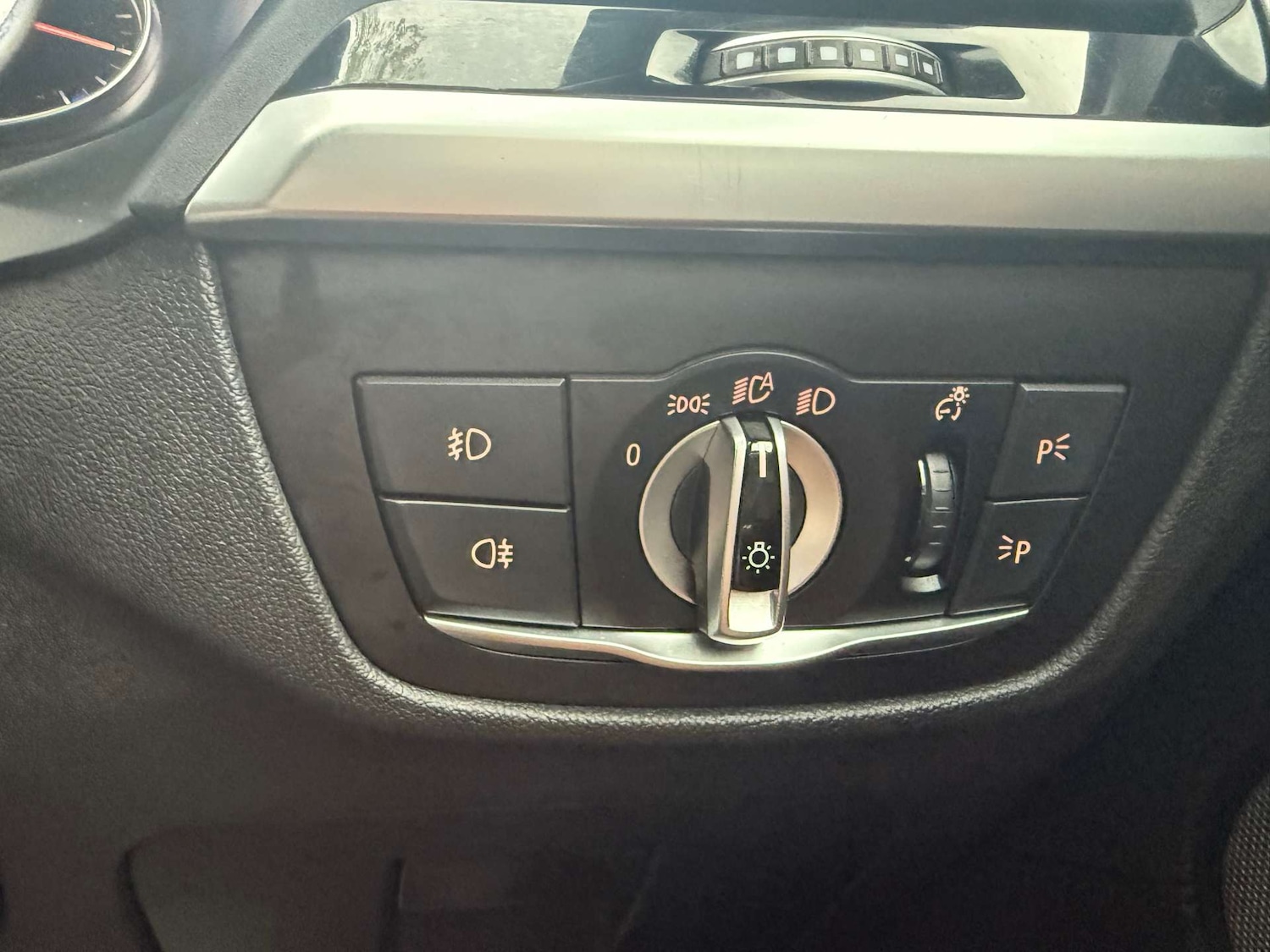 Used BMW X4 2018 for sale - 76601314: Photo 12