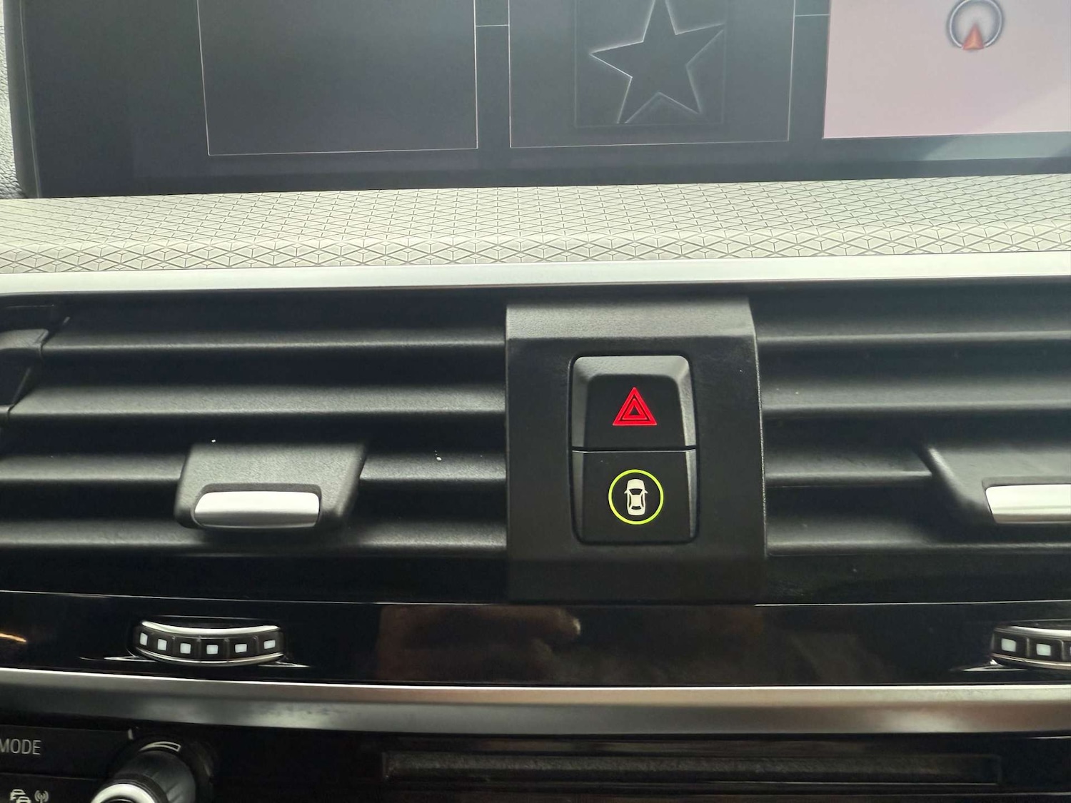 Used BMW X4 2018 for sale - 76601314: Photo 17