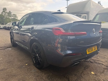 Used BMW X4 2018 for sale - 76601314: Photo