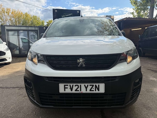 Used Peugeot Partner 2021 for sale - 76127615: Photo 2