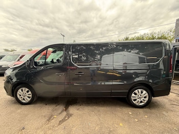 Used Renault Trafic 2022 for sale - 75498658: Photo