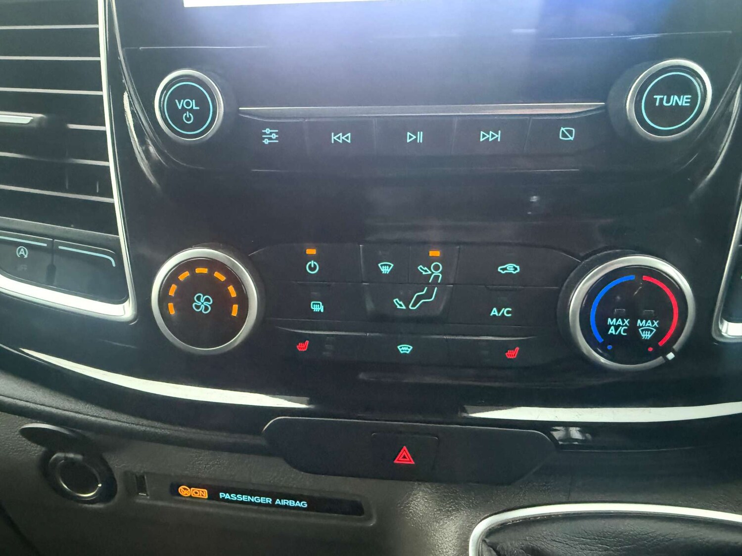 Used Ford Transit Custom 2020 for sale - 76520336: Photo 16