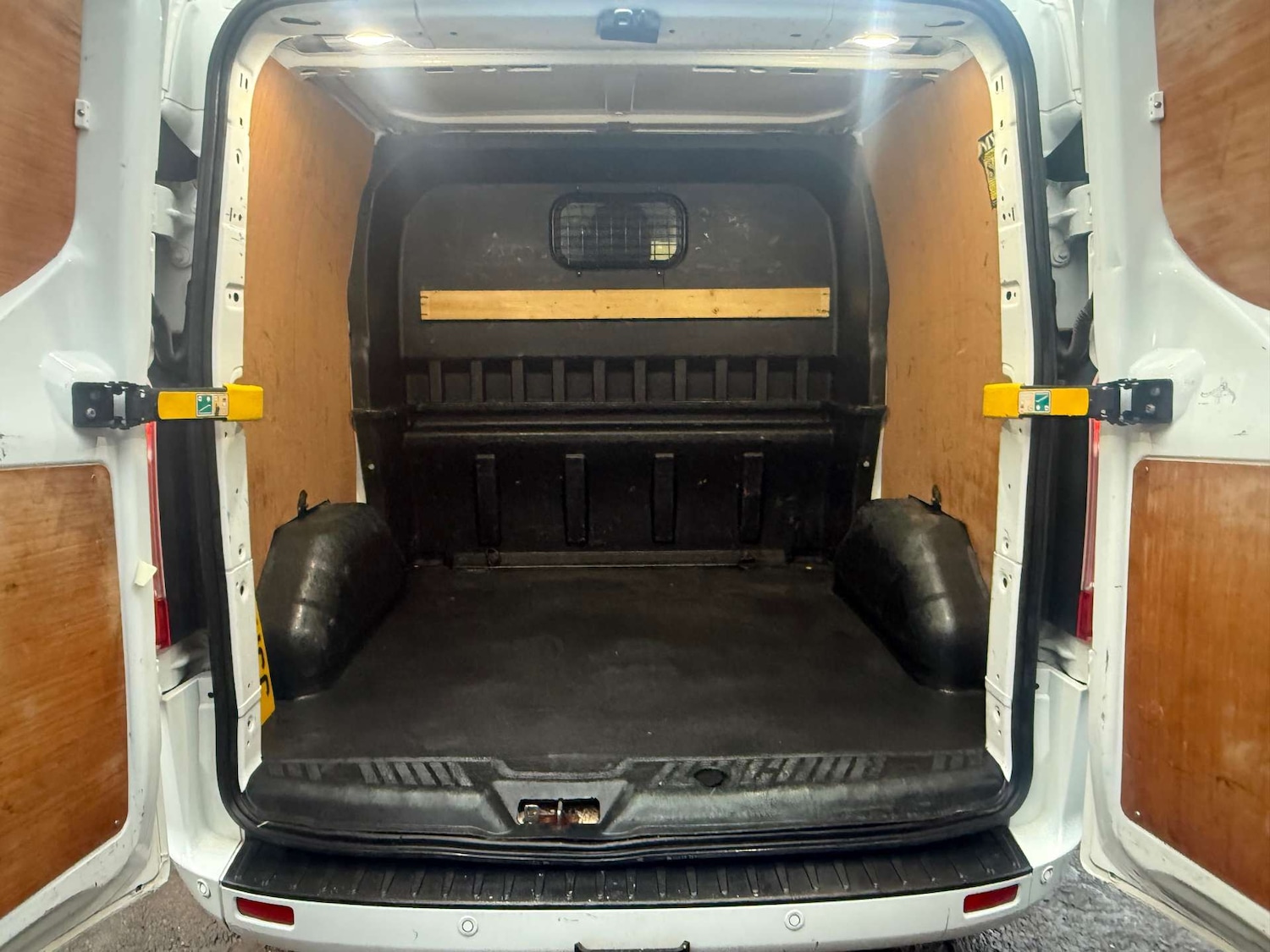 Used Ford Transit Custom 2020 for sale - 76520336: Photo 18