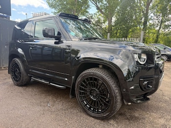 Used Land Rover Defender 2023 for sale - 78615310: Photo
