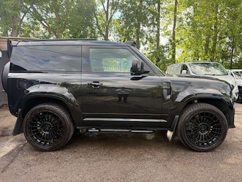 Used Land Rover Defender 2023 for sale - 78615310: Photo