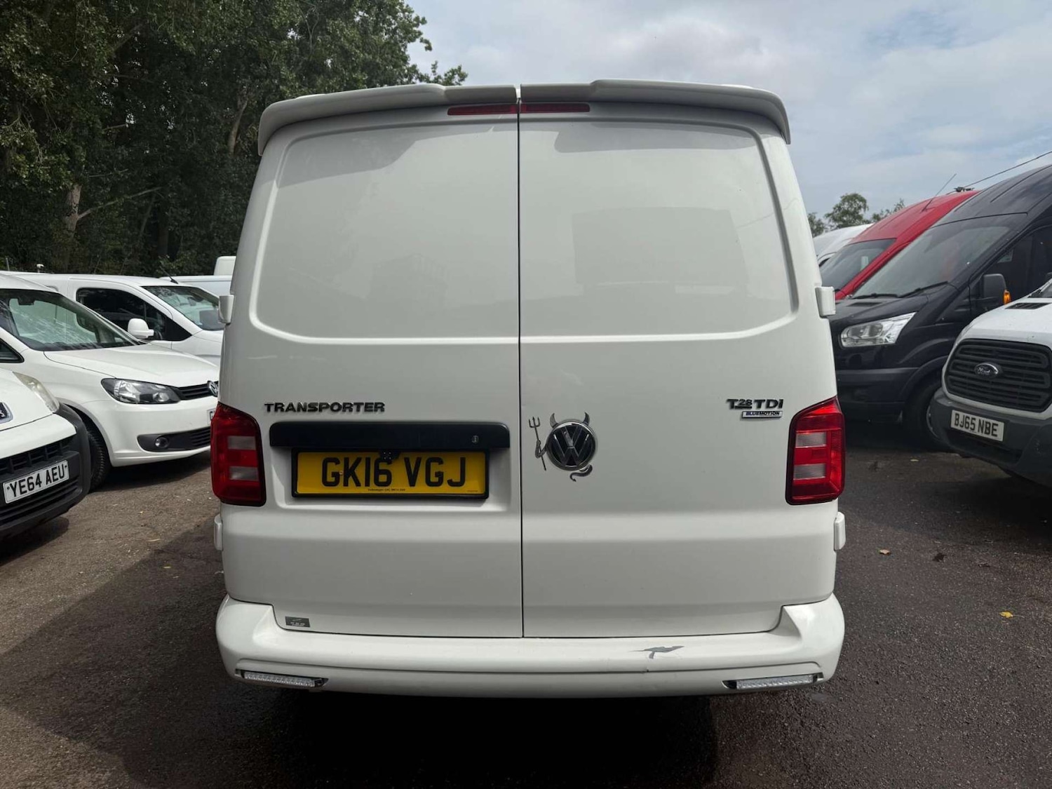 Used Volkswagen Transporter 2016 for sale - 76601377: Photo 12