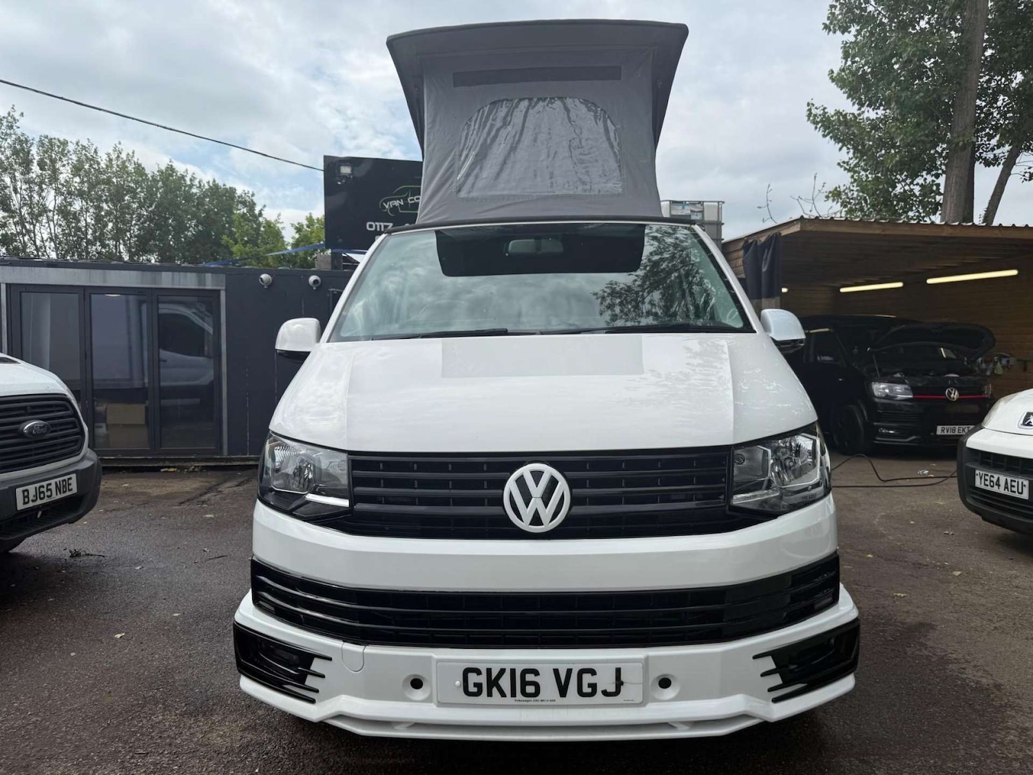 Used Volkswagen Transporter 2016 for sale - 76601377: Photo 2