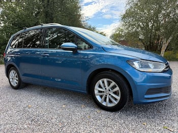 Used Volkswagen Touran 2019 for sale - 79840259: Photo