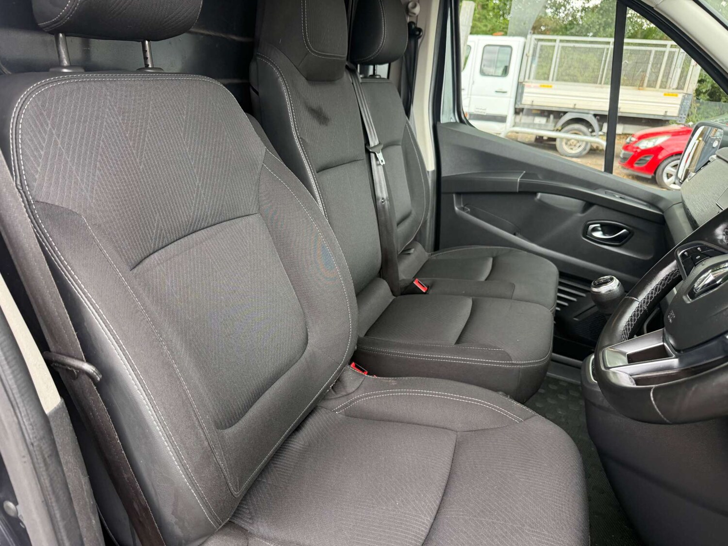 Used Renault Trafic 2022 for sale - 76277510: Photo 9