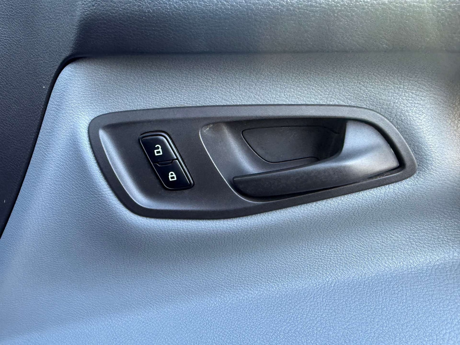 Used Ford Transit Custom 2017 for sale - 76666264: Photo 16