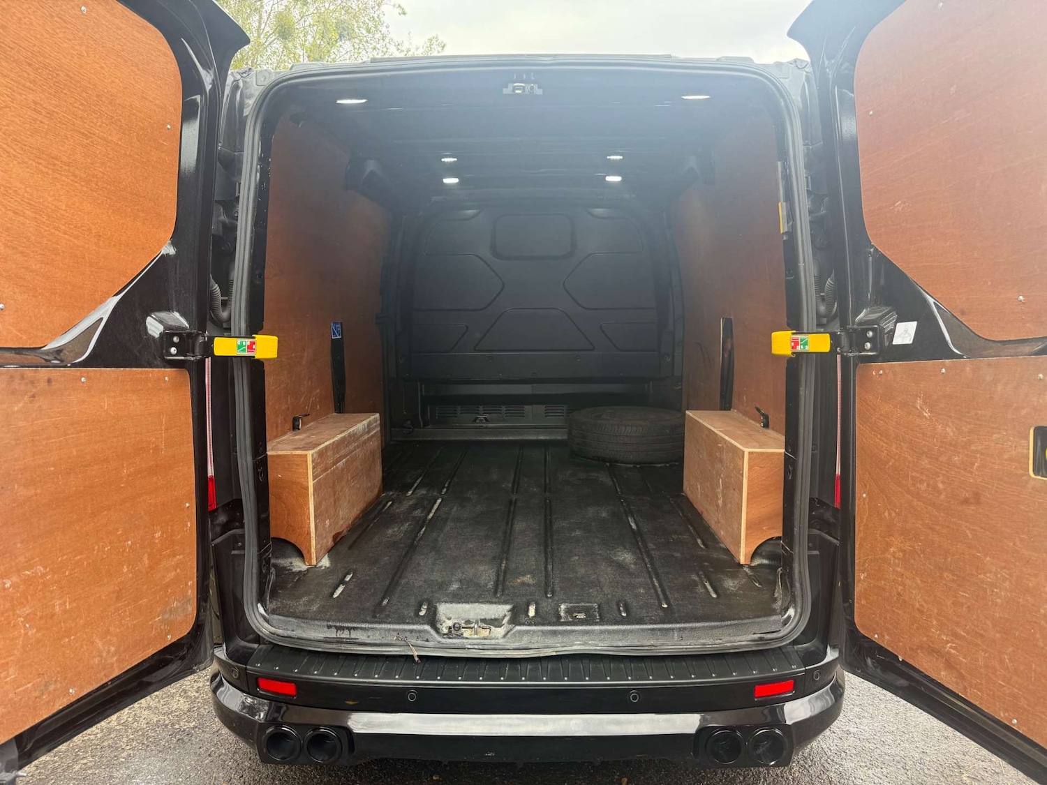 Used Ford Transit Custom 2020 for sale - 76265236: Photo 17