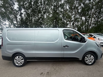 Used Renault Trafic 2023 for sale - 79070774: Photo