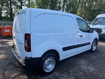 Used Peugeot Partner 2017 for sale - 79195835: Photo