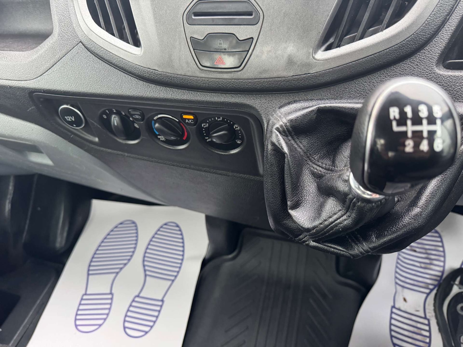 Used Ford Transit 2018 for sale - 76935483: Photo 17