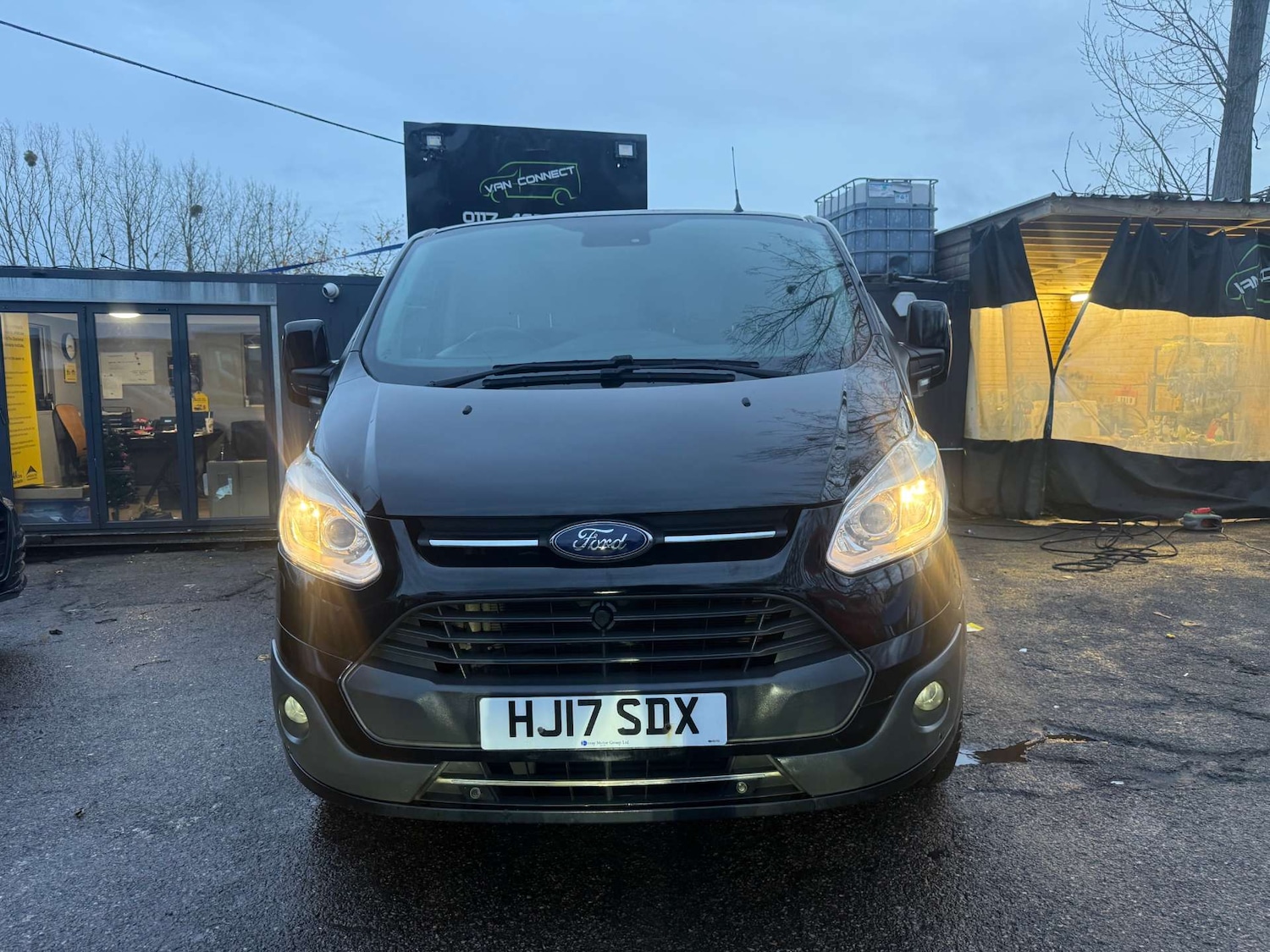 Used Ford Transit Custom 2017 for sale - 76907718: Photo 2