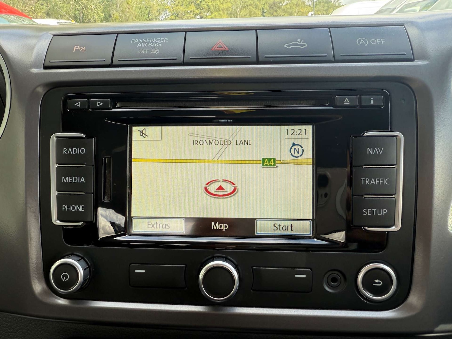 Used Volkswagen Amarok 2015 for sale - 76601425: Photo 1