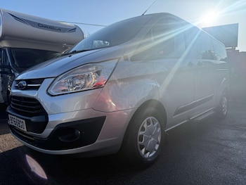 Used Ford Tourneo Custom 2017 for sale - 77319946: Photo