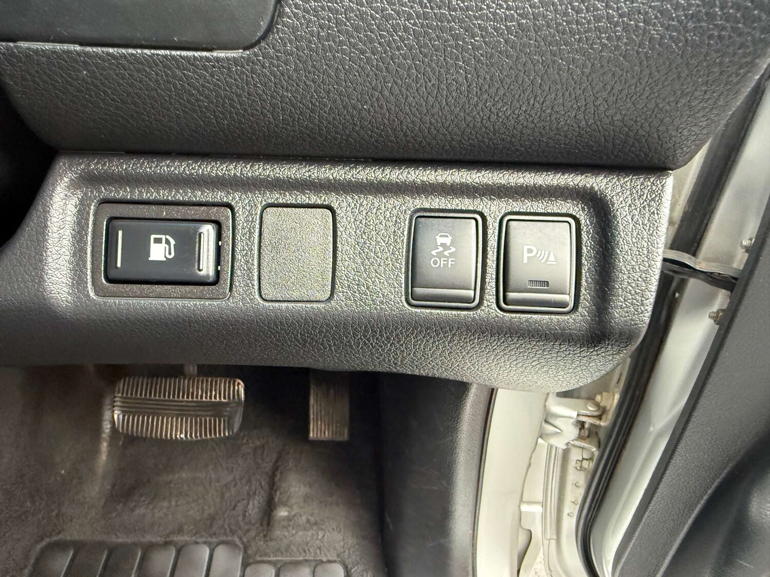 Used Nissan Navara 2016 for sale - 76483231: Photo 11