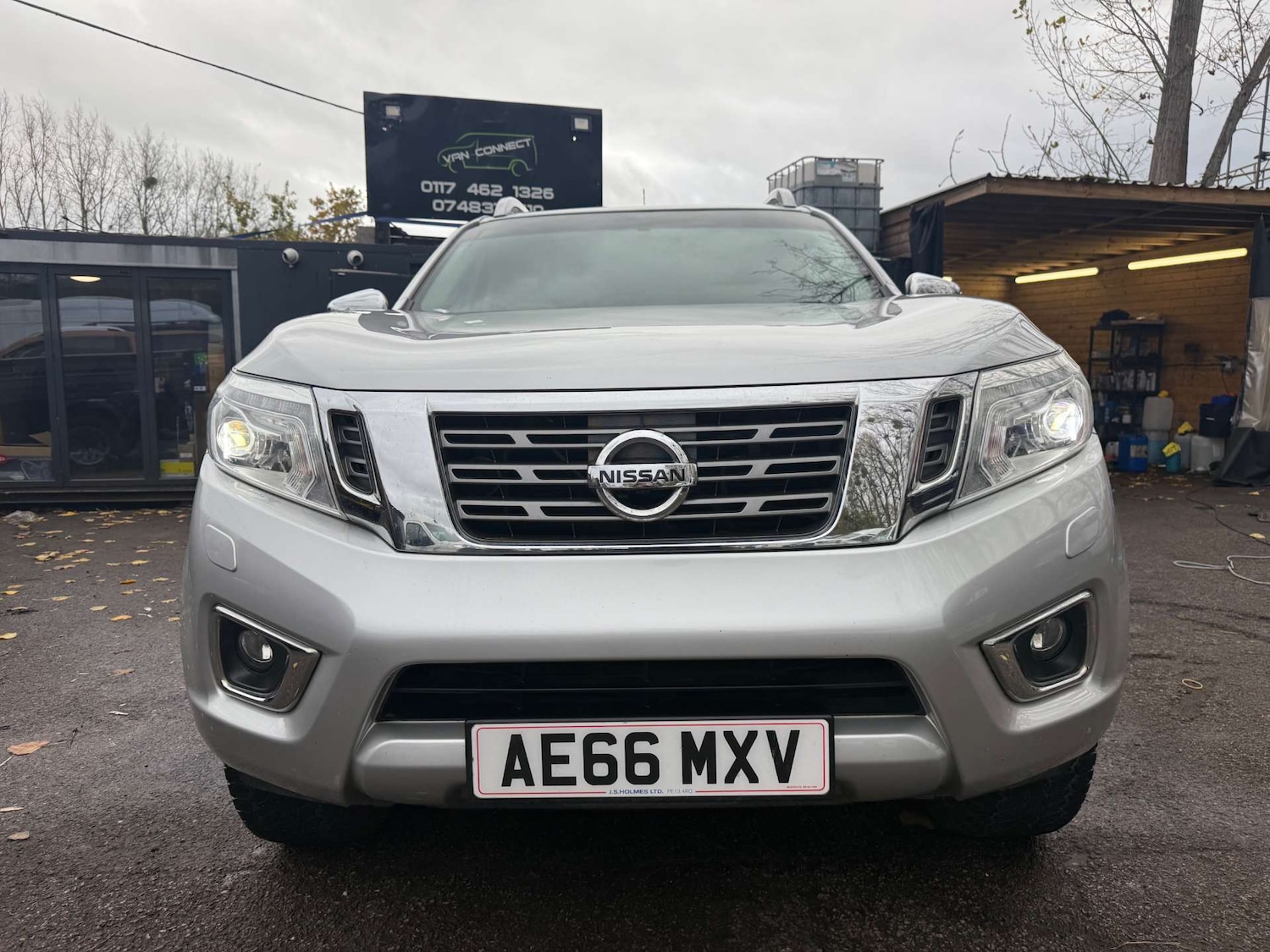 Used Nissan Navara 2016 for sale - 76483231: Photo 2