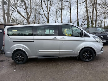 Used Ford Tourneo Custom 2022 for sale - 77782084: Photo