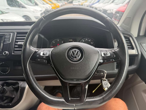Used Volkswagen Transporter 2016 for sale - 76127610: Photo 16