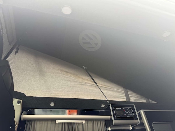 Used Volkswagen Transporter 2016 for sale - 76127610: Photo 24
