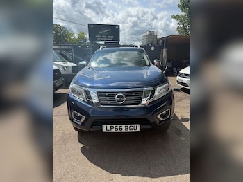 Used Nissan Navara 2017 for sale - 76277434: Photo